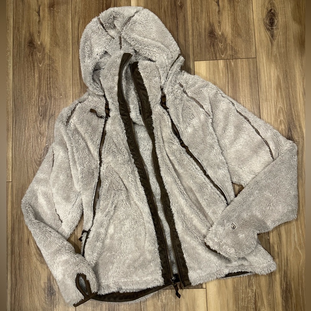 Kuhl Faux fur Teddy Zip up Jacket NWOT